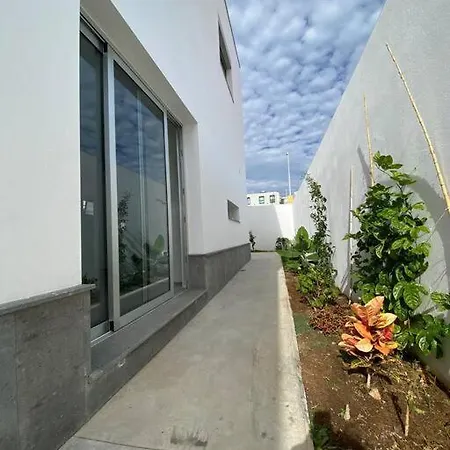 Casa De Playa Maravillosa En Taliarte *